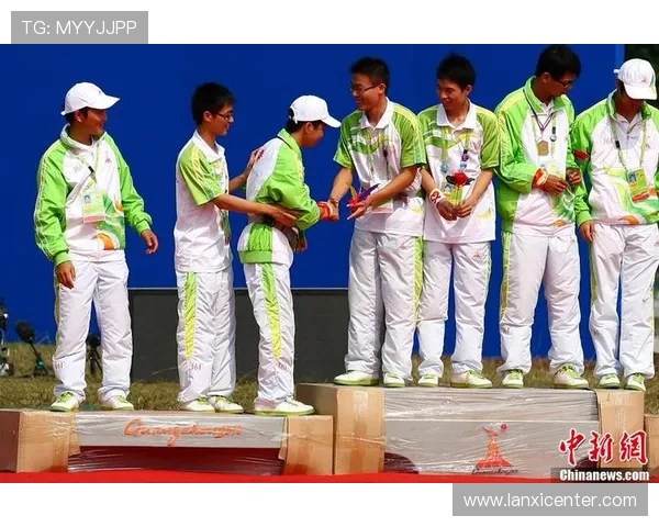 魔术队训练营精彩花絮曝光球迷热情呼声得到积极回应 魔术队训练营精彩花絮曝光球迷热情呼声得到积极回应